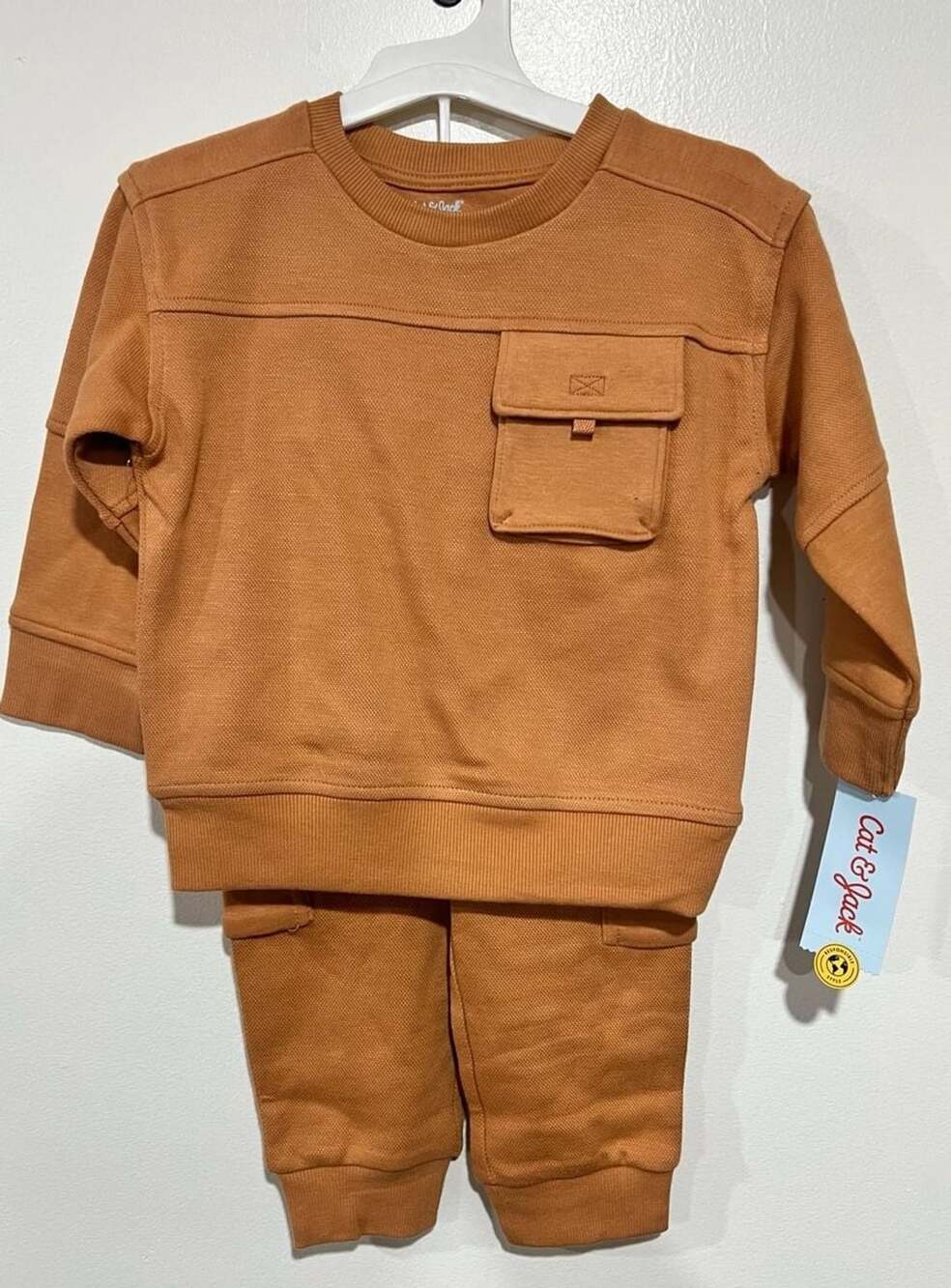 Cat & Jack 2-Piece Outfit Set Size 2T Sand Brown Cargo